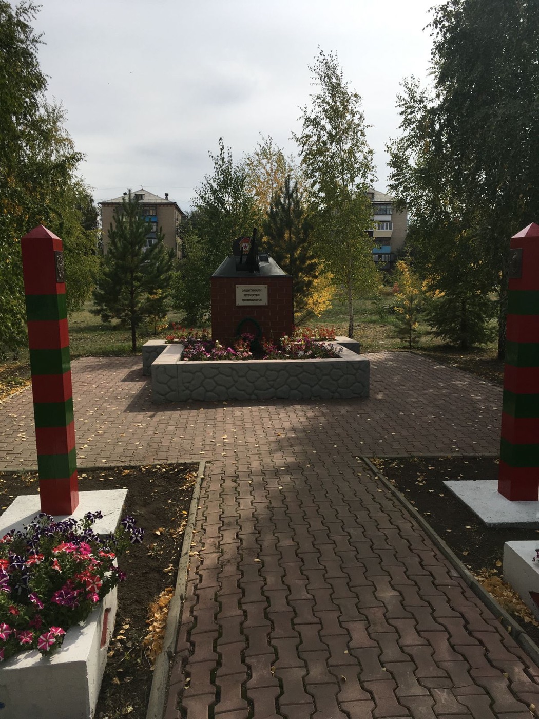 Обелиск защитникам Отечества